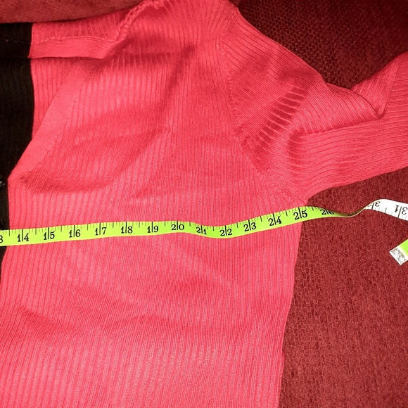 Delta Sigma Theta Red/Black Sweater Turtle Neck Dress Embroidered Size XXXXL New - Picture 10 of 11